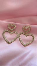 Load image into Gallery viewer, Heart of Diamonds Earrings